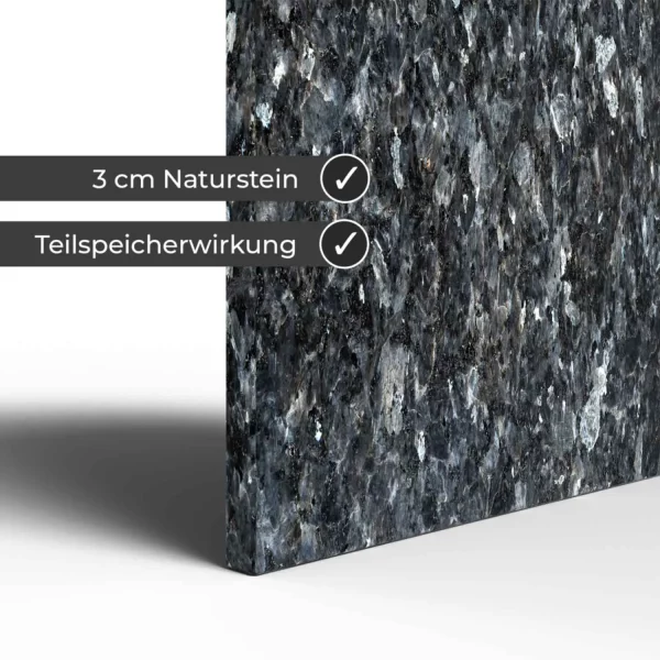 Infrarotheizung Natursteinheizung Blue Pearl poliert des Herstellers eurotherm in Detailansicht auf weißem Hintergrund.