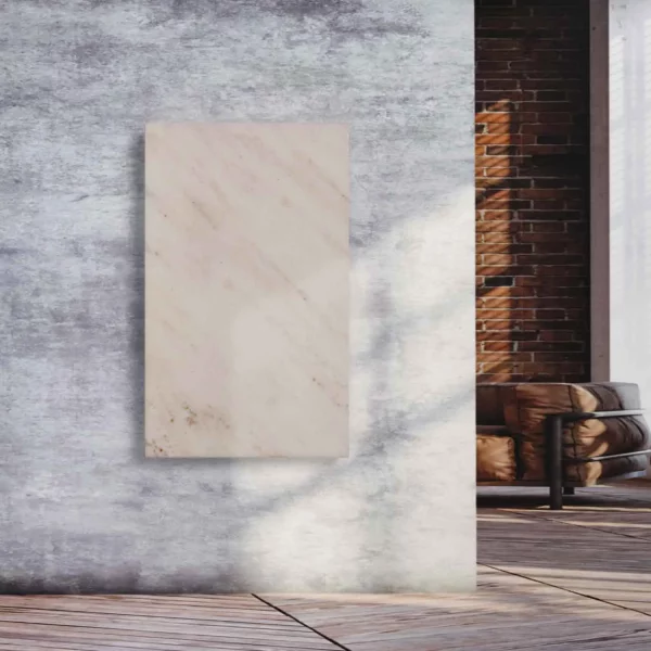 Infrarotheizung Natursteinheizung P. Cassico poliert des Herstellers eurotherm an Wand montiert in Ambiente.